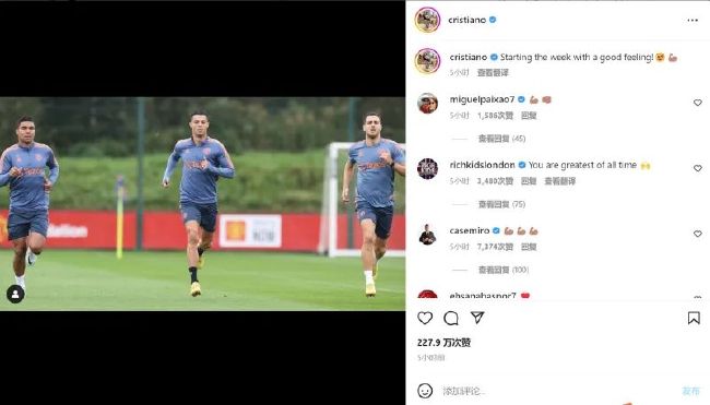 说着，叶辰又质问道：你可知道，包括你和这些保安在内，全都是香榭丽花钱请来的员工？香榭丽花钱雇你们过来，是让你们为每一位顾客服务的，你也应该公平对待每一个客人，为什么偏偏对刘铭有求必应？。